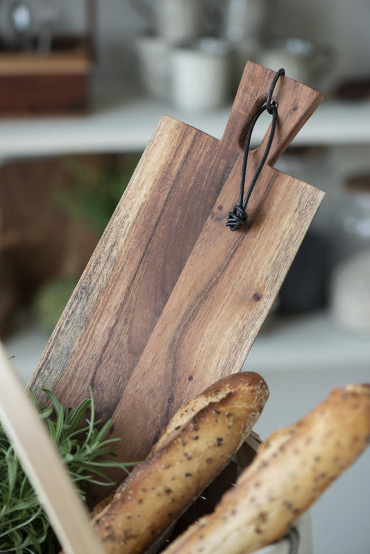 TÁBUA DE TAPAS COM BORDAS IRREGULARES MADEIRA DE ACÁCIA